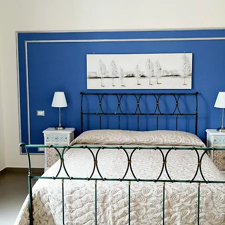 San Trifone Bed & Breakfast 4*