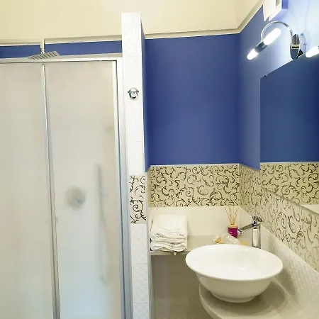 לינה וארוחת בוקר San Trifone 4*