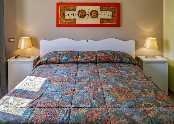 San Trifone לינה וארוחת בוקר 4*