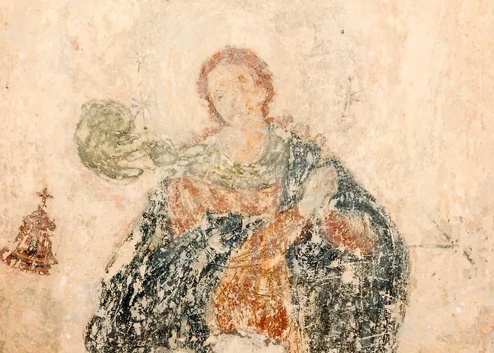 San Trifone לינה וארוחת בוקר